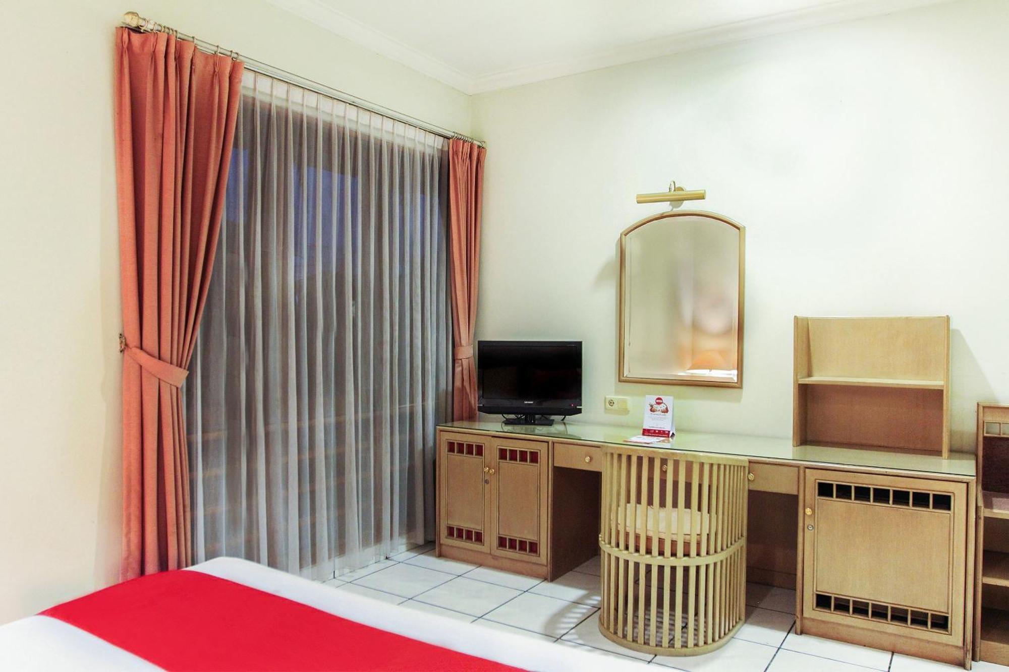 Hotel Super Oyo 123 Puri Lotus à Jakarta Extérieur photo