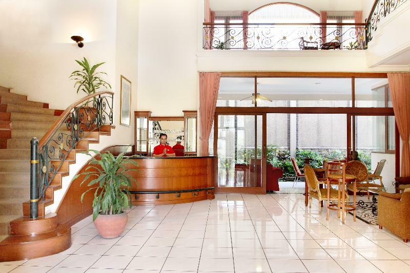 Hotel Super Oyo 123 Puri Lotus à Jakarta Extérieur photo